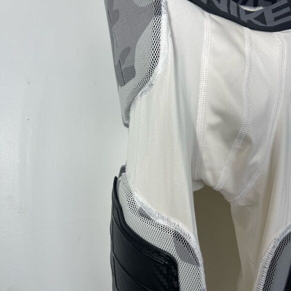 NWOT Nike Pro Hyperstrong Size Large Compression Shorts! - Picture 4 of 8